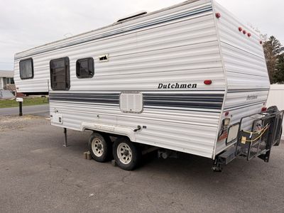 1998 Dutchman “The Duck” fifth wheel trailer