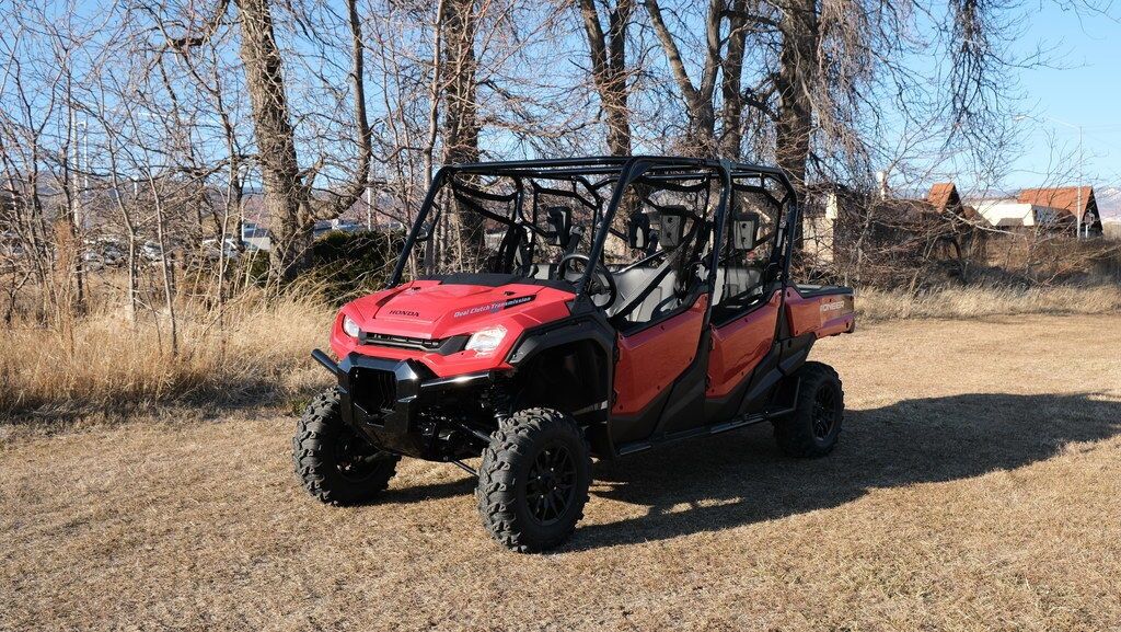 2025 Honda Pioneer 1000-6 Deluxe Crew