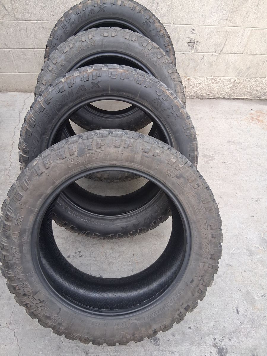 4   Super Max R/T 35 X12.50R22 LT
