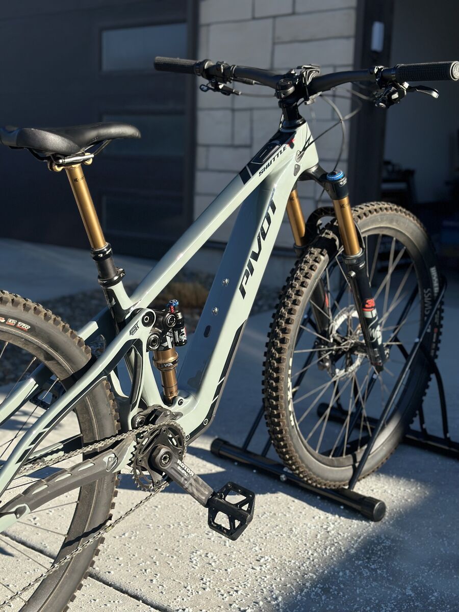 Pivot E Bike