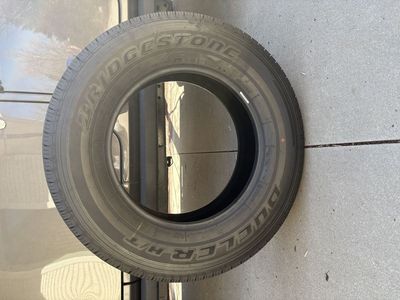 Bridgestone Dueler H/T 255/70R18 (Set of 5 tires)