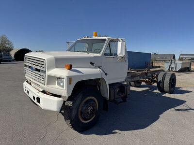 1986 FORD F8000