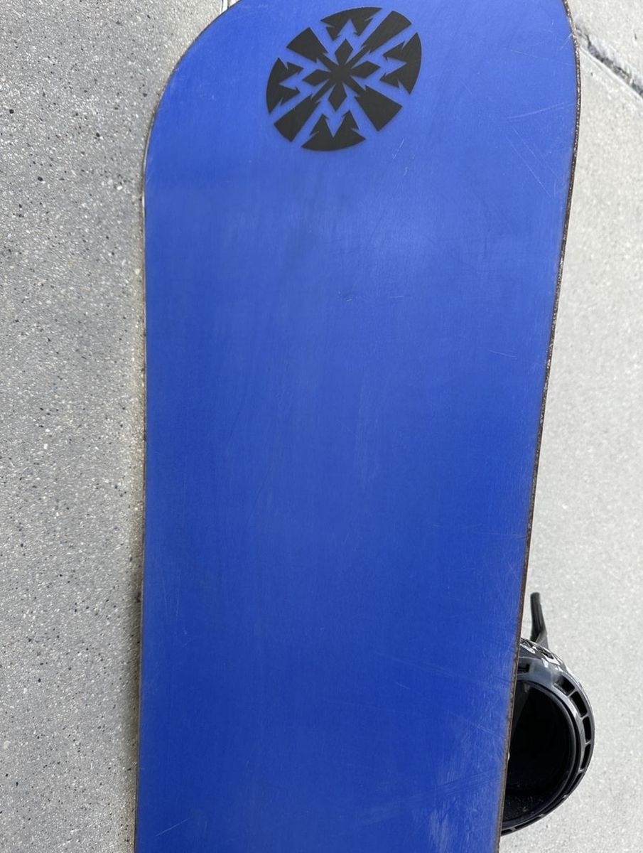 Main image 6
