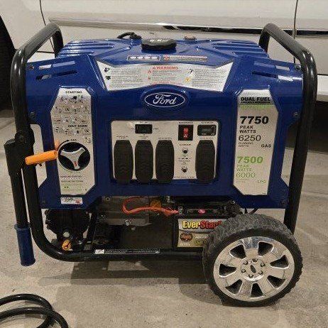 Ford 7750W Dual Fuel Portable Generator Switch&Go
