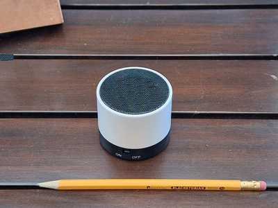 MINI BLUETOOTH SPEAKER with built in rechargeable battery & USB cable - NEW!!!