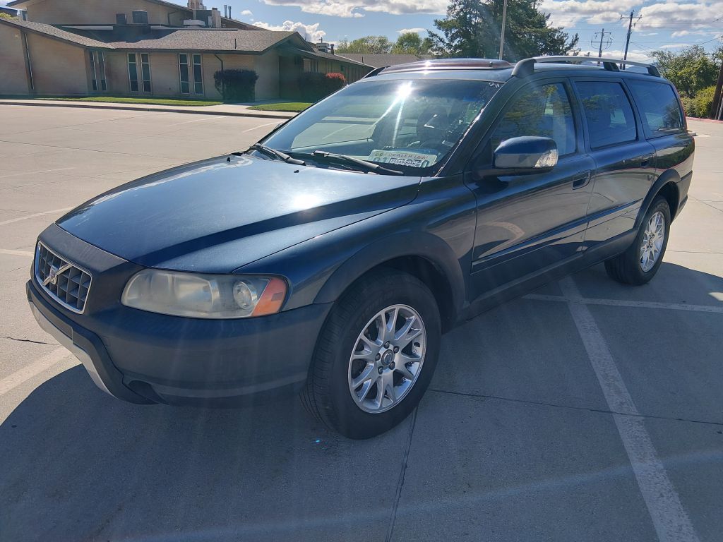 2007 VOLVO XC70 Base