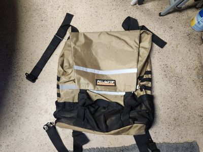ALL-TOP ATBP001 Spare Tire Trash Bag Camping Off-Road Gear Recovery Bag - Tan