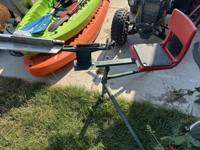 Used Seated Clay Pigeon Thrower - Manual Skeet Trap Target Thrower with Seat