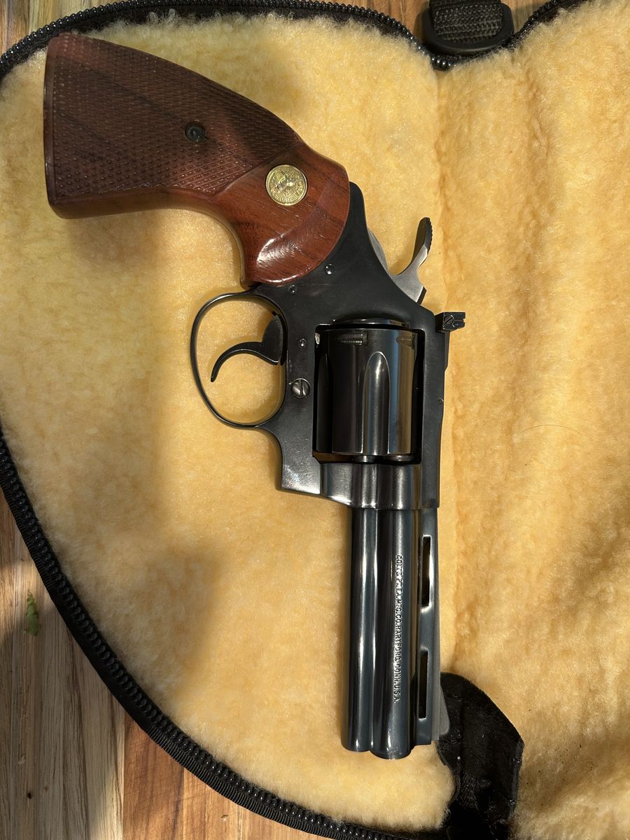 Colt Diamondback .38 Special Revolver with Wood Grips