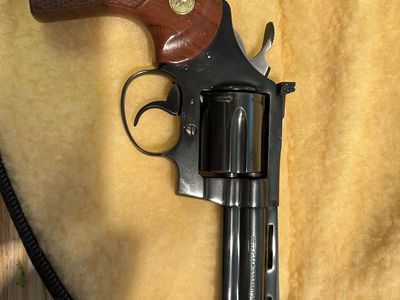 Colt Diamondback .38 Special Revolver with Wood Grips