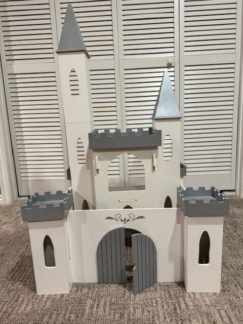 Pottery Barn Toy Castle/Chateau