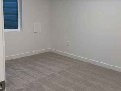 * Spacious Basement Suite w/ Private Bath & Walk-In Closet