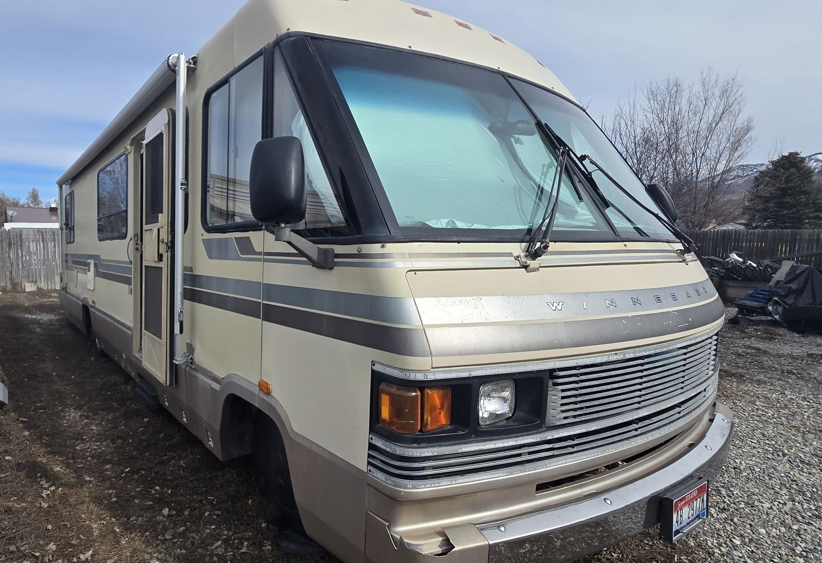 1990 Winnebego Chieftan