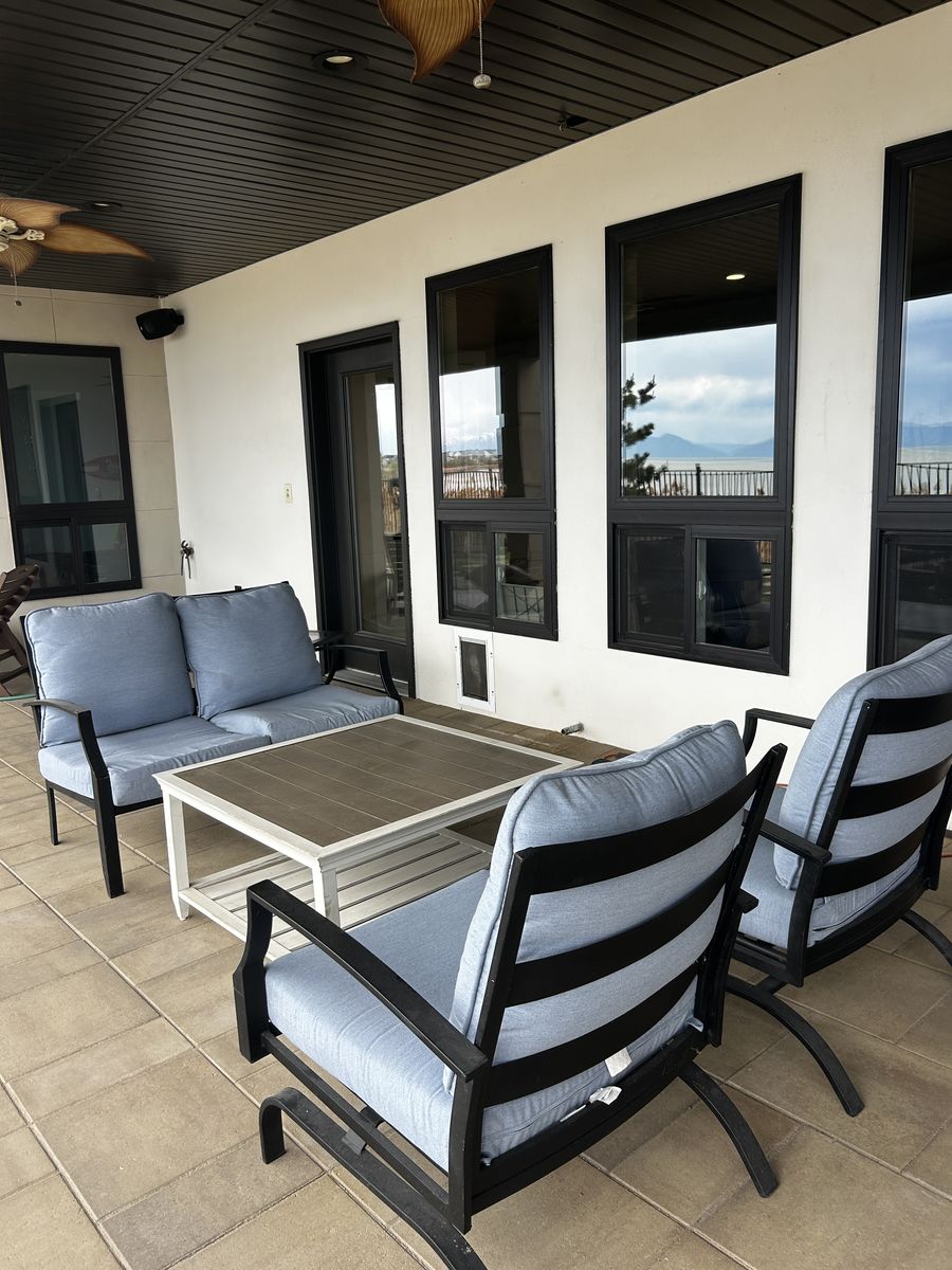 Patio Furniture Set (5 piece)