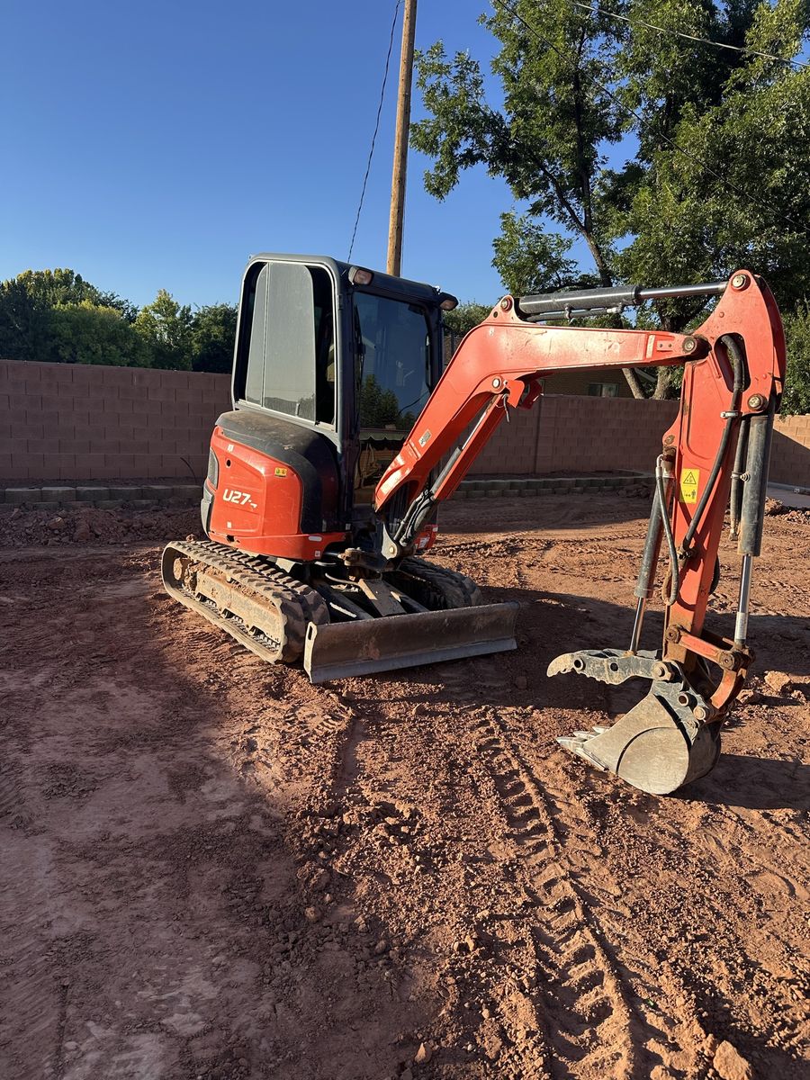 2023 Kubota U-27/4