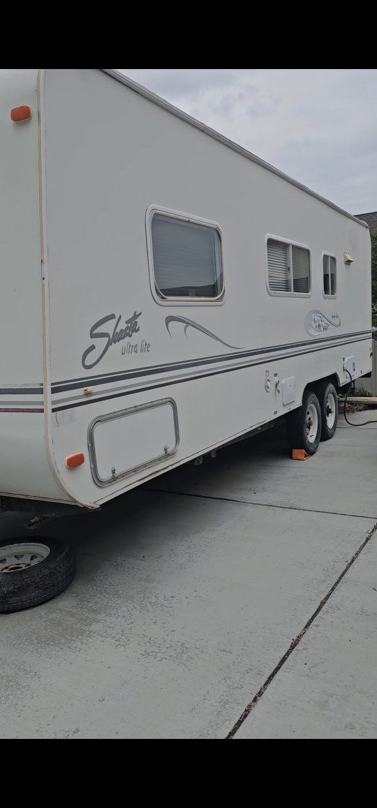 RV 2003 27L