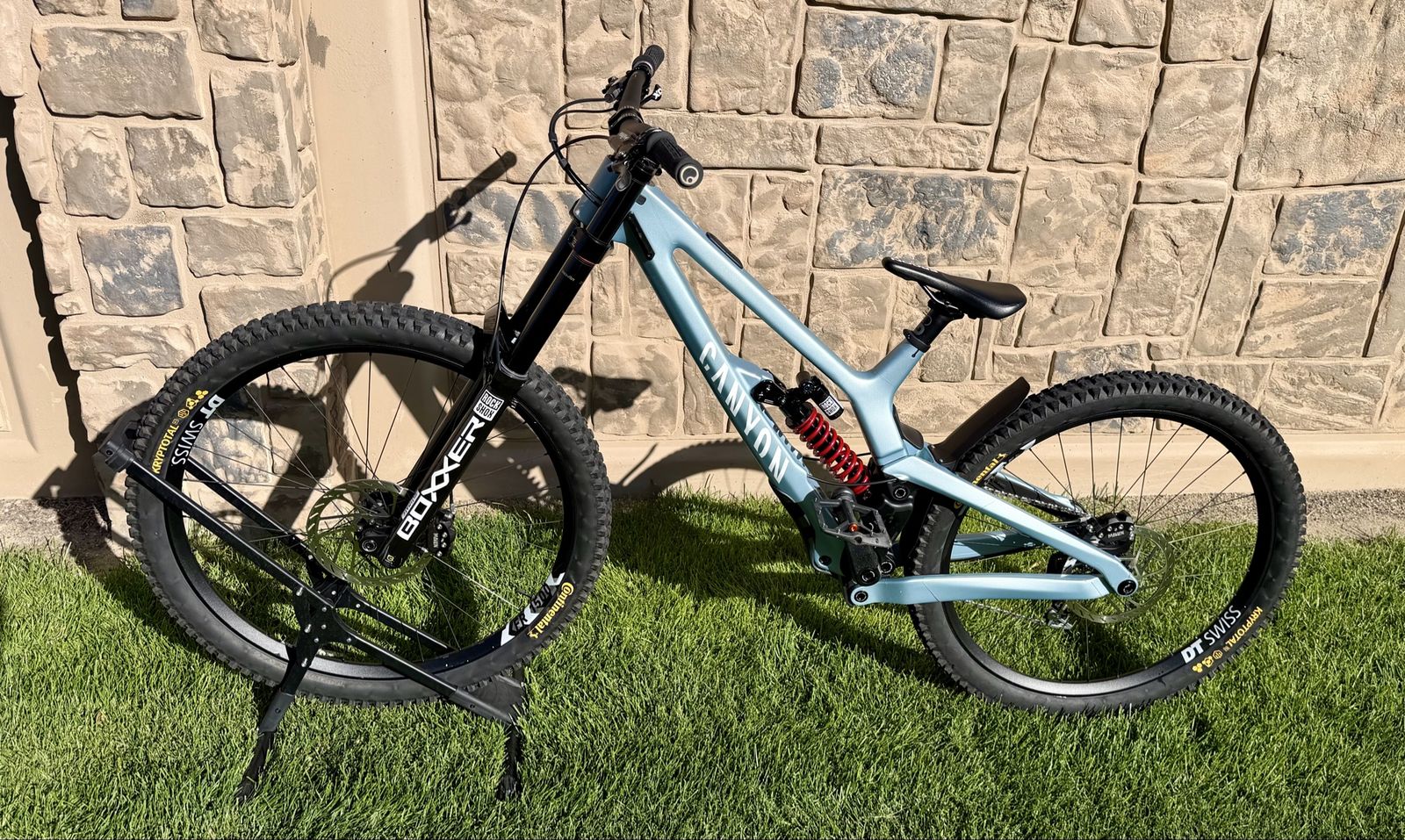 2025 Canyon Sender CFR Small