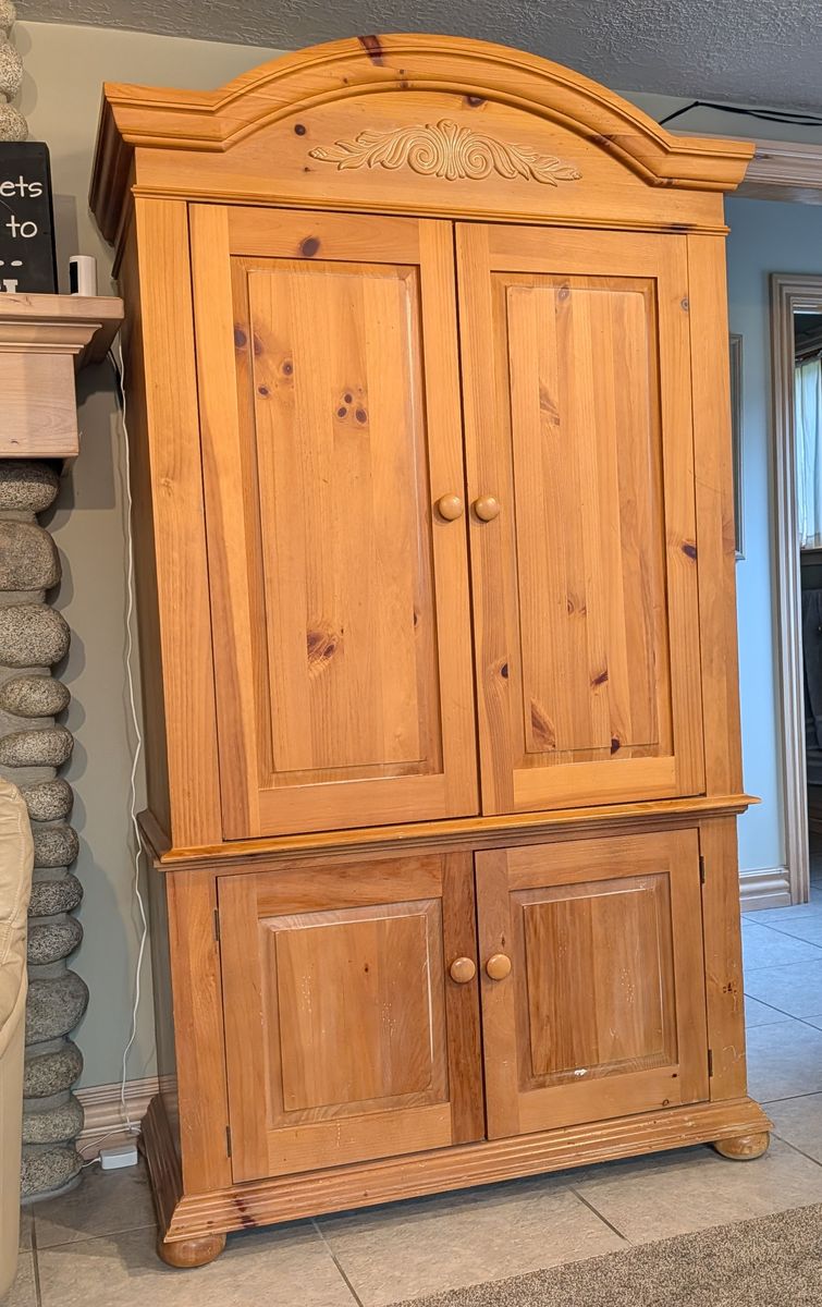 TV Cabinet for Sale 