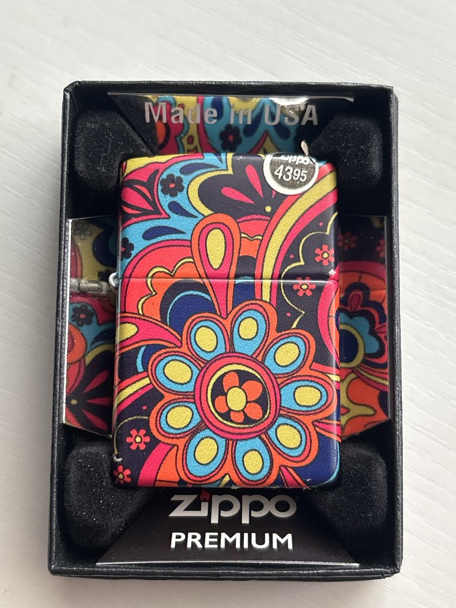 Zippo Premium Flower Power Design Lighter 46128 Made in USA New in Box