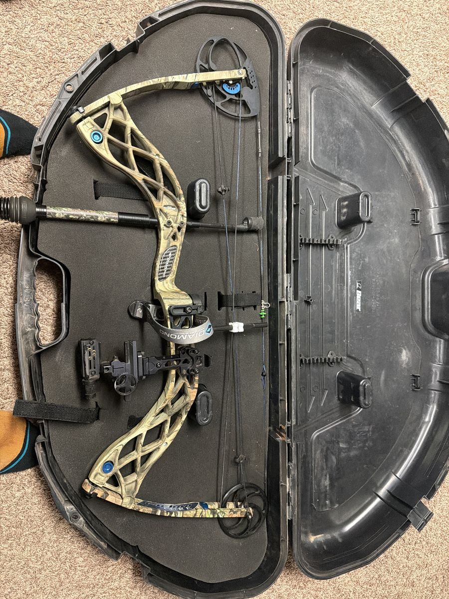 Diamond Carbon Cure Compound Bow