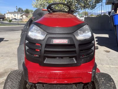 Craftsman YTS3000 Riding Lawnmower