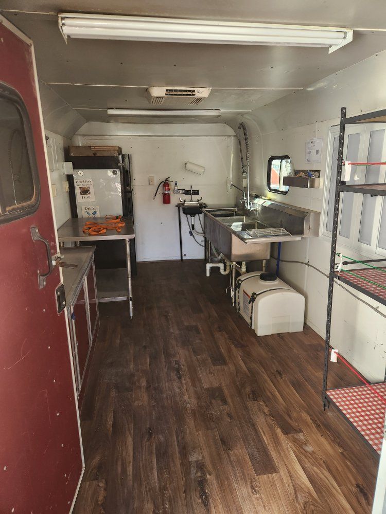 Main image 7