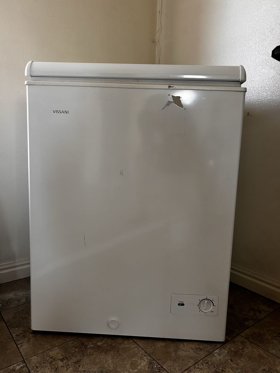Vissani freezer