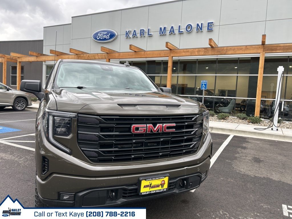 2023 GMC 1500 Elevation