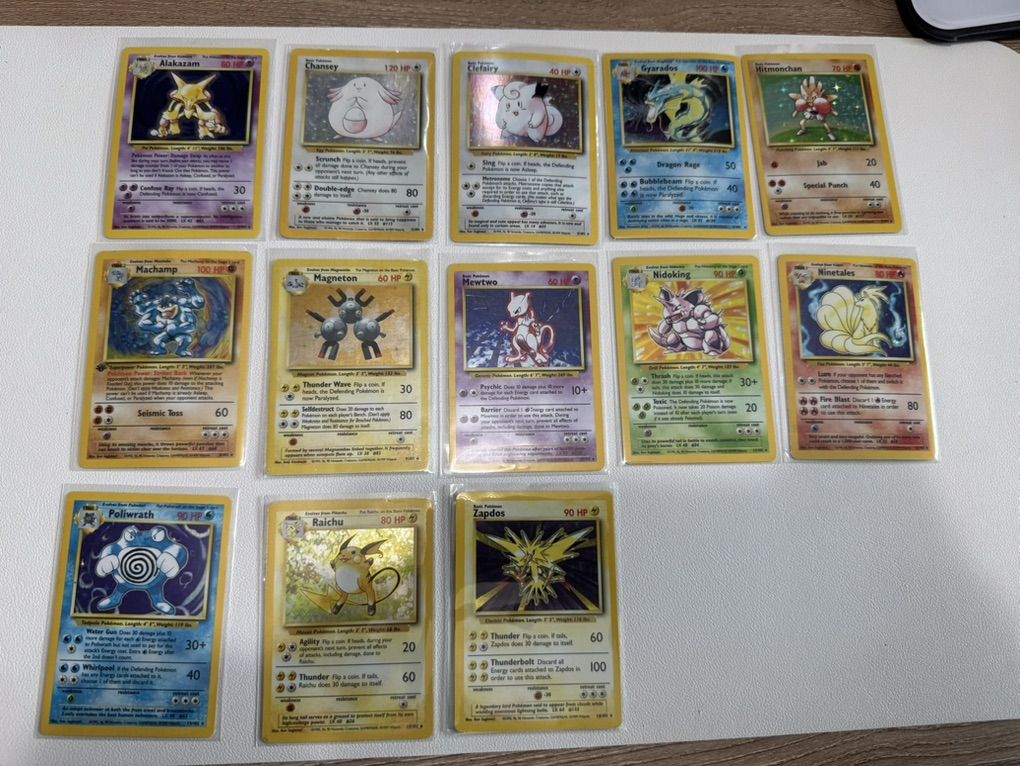 Vintage Pokémon Base Set NEARLY Complete