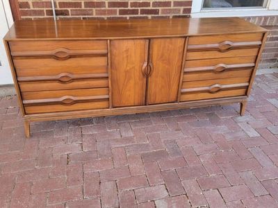 Mid-Century 9 Drawer Solid Wood Dresser
