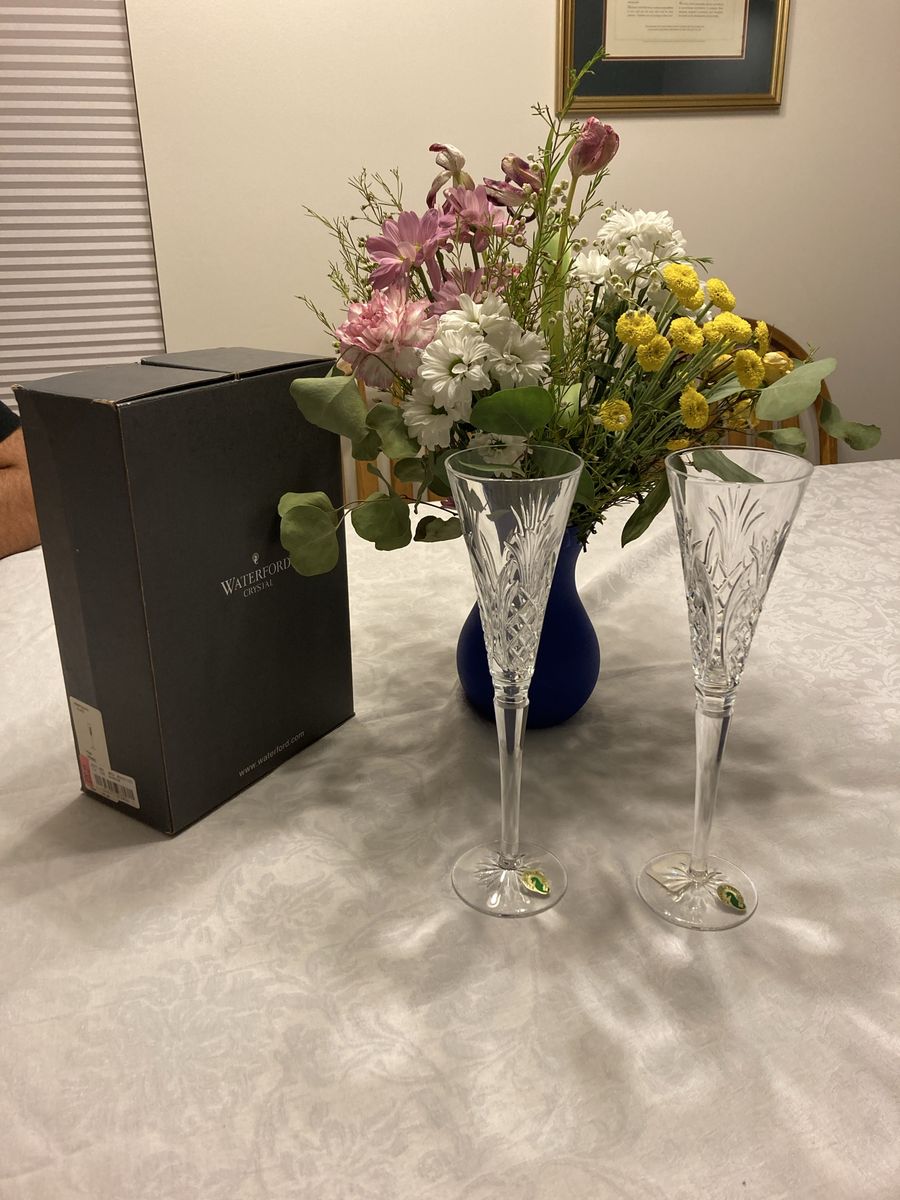 New In Box Waterford Crystal Flutes 2 Glasses