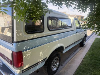 Classic 1987 Ford F-150 4x4 Xlt Lariat
