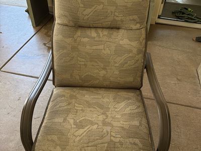 Homecrest (from leisure living) Outdoor Patio Dining furniture with Cushions - Brown Patterned (holly hill)