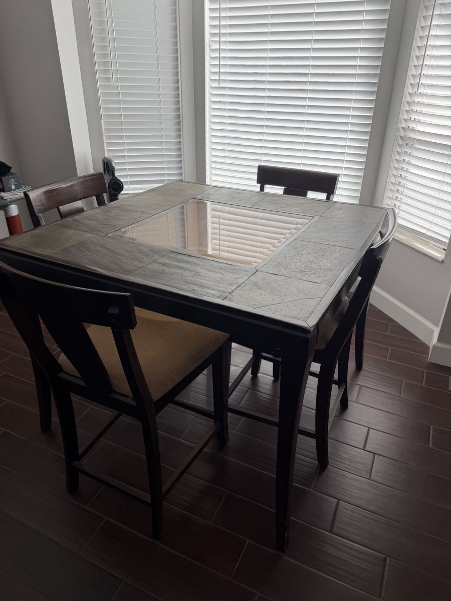 4'x4' Table with Four Chairs