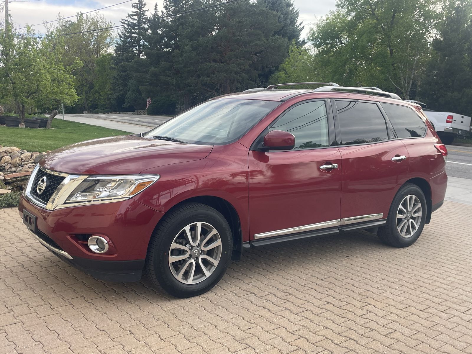 2014 Nissan Pathfinder Platinum