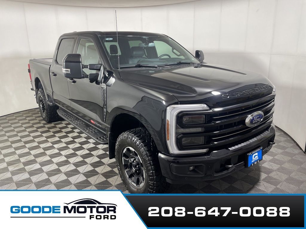 2025 Ford F-350 Super Duty Platinum