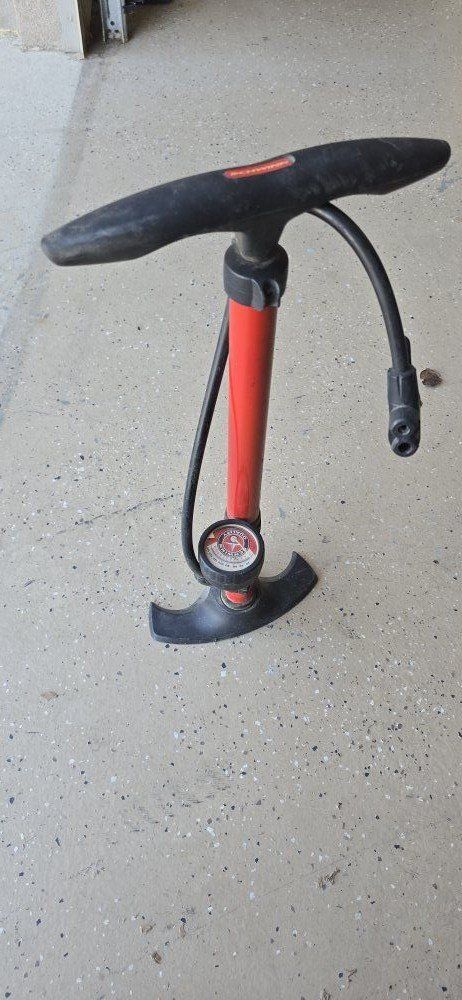 Schwinn Tire Pump