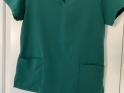 Mandala Woman's scrubs 6 tops. Size M. Midnight Green. $3.00 each