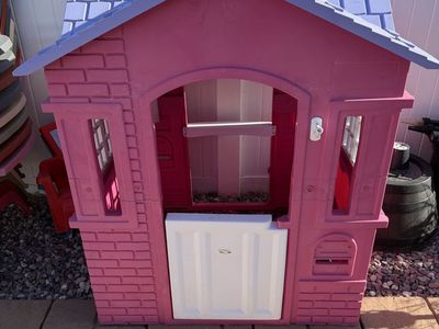 Kids playhouse