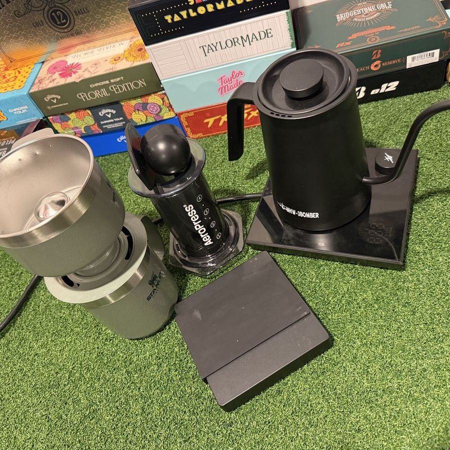 Coffee Kettle, Scale, AeroPress, & Pour Over MHW3Bomber/Stanley/AeroPress