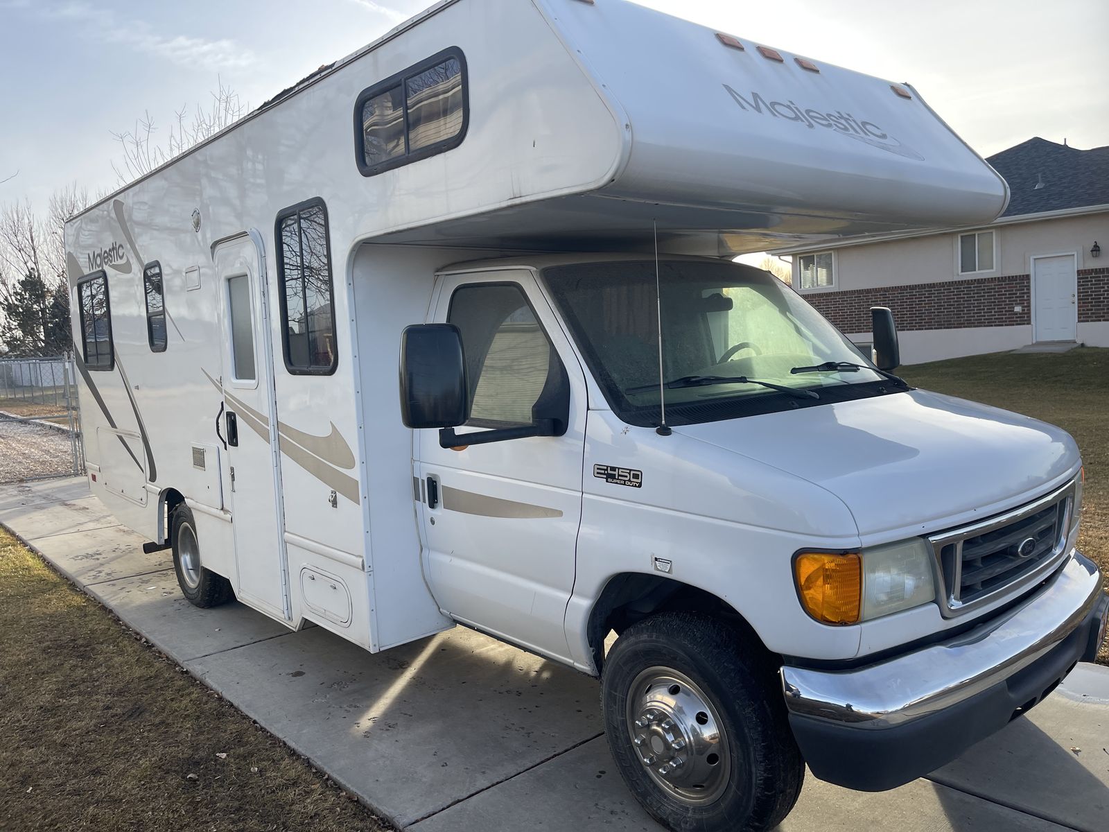 2005 Gulf Stream Conquest 31' • New Transmission • 63K Miles • Road Trip Ready!