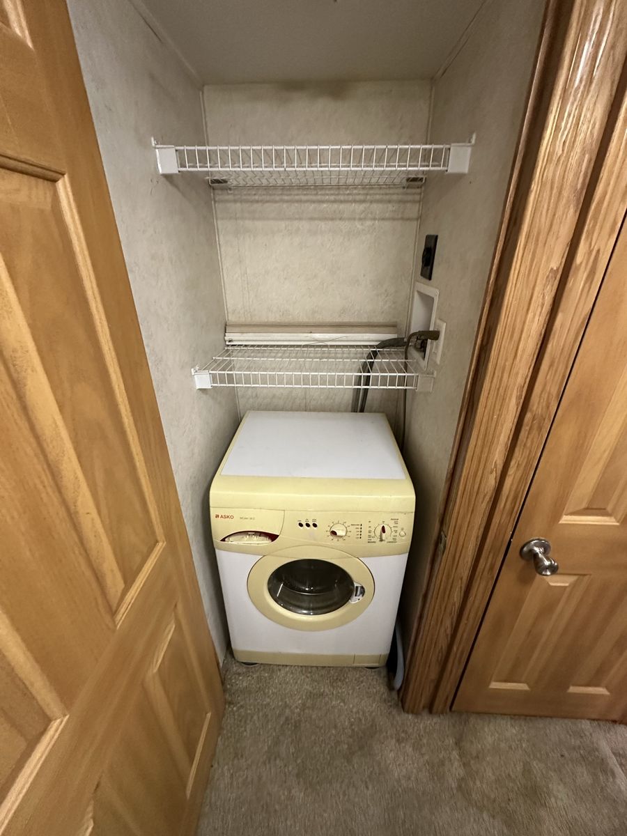 Main image 13