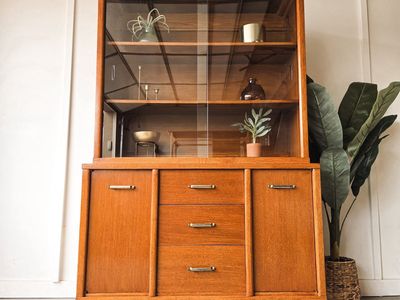 *FREE DELIVERY* Vintage MCM Hutch/Buffet!