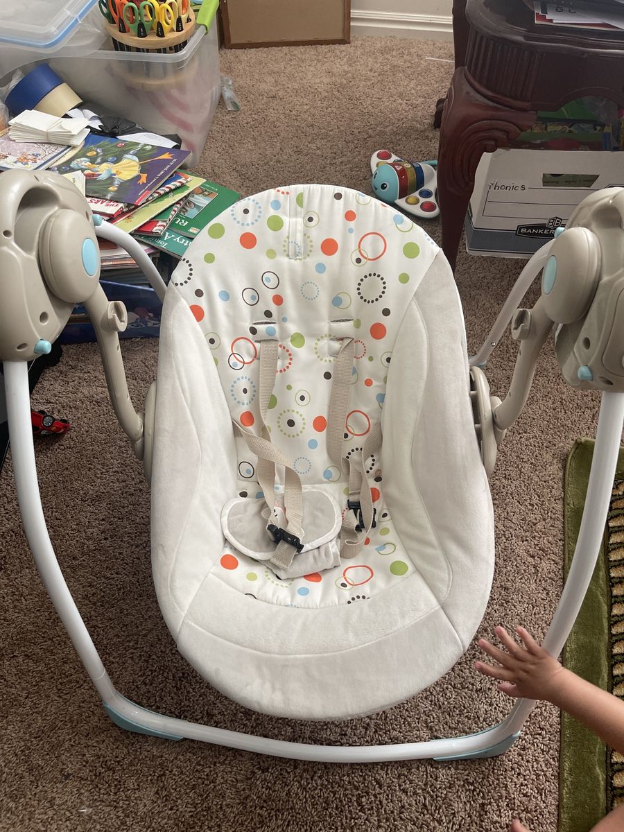 Baby swing