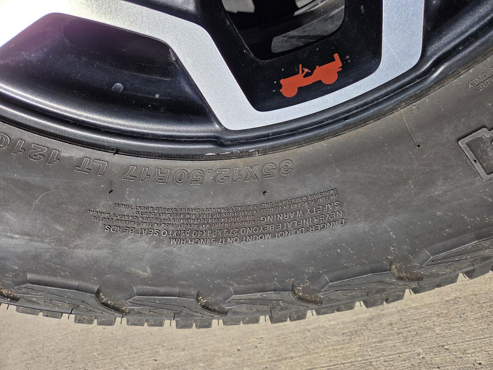 LT285/70R17 BFG KO2 tires on Jeep Rubicon rims.