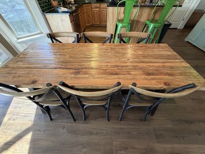 Rustic Farmhouse Dining Table with 6 Chairs