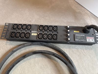 2U Server 240v PDU