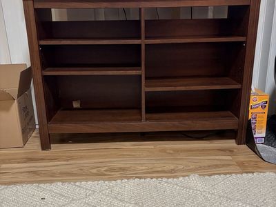 Tv Stand/shelving