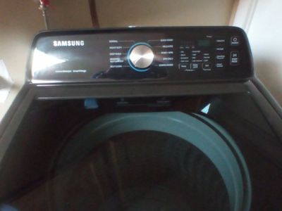 Samsung SmartThings Top Load Washer and electric dryer set large capacity - Black