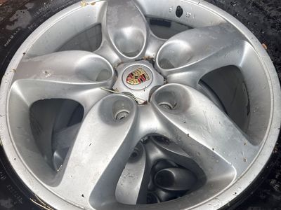 Porsche Cayenne Wheels/Tires